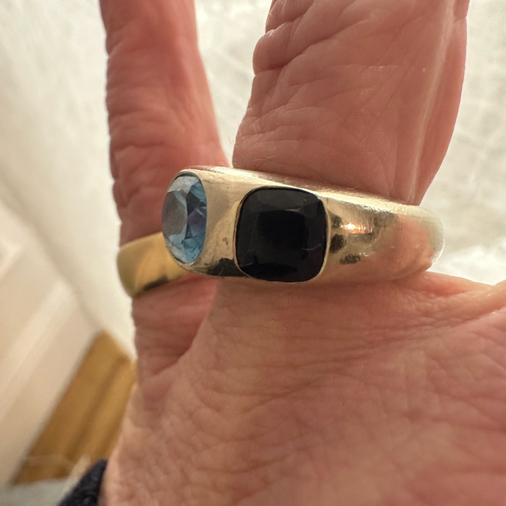 14k White Gold doughnut Ring with Blue iolite, blue topaz and amethyst - Picture 5 of 8